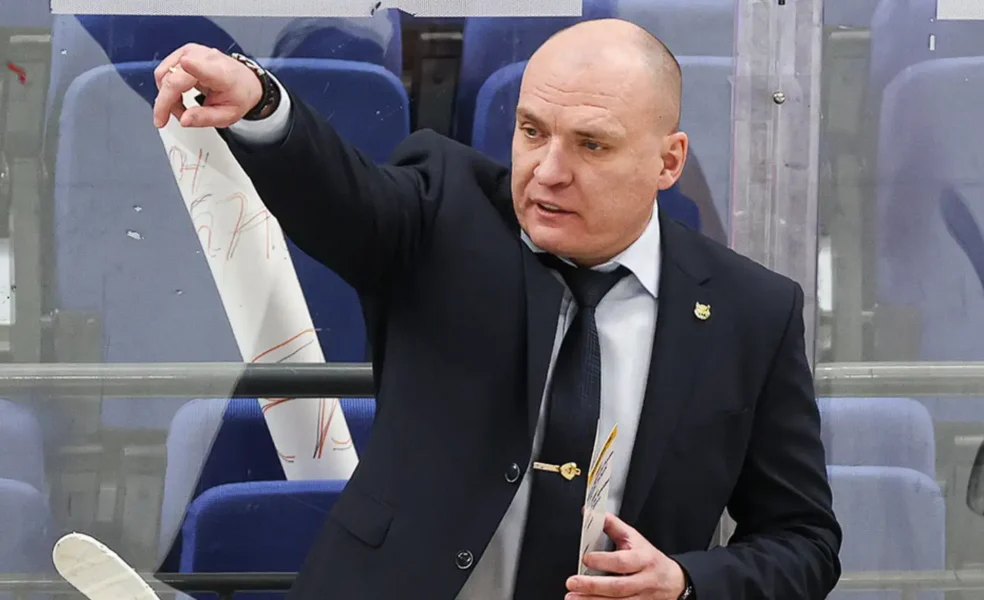 Андрей Разин возглавил тренерский штаб ХК «Адмирал»