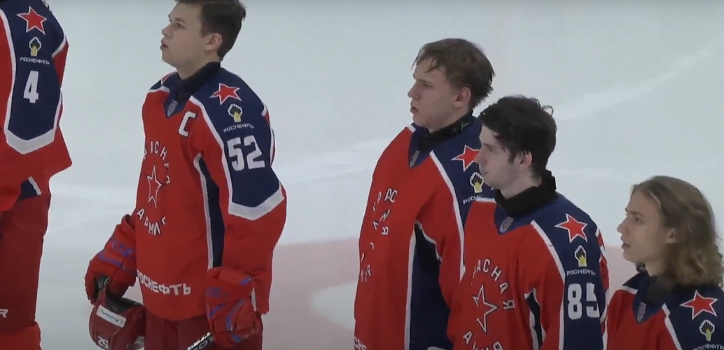 «Красная Армия» разгромила «Стальных Лисов»