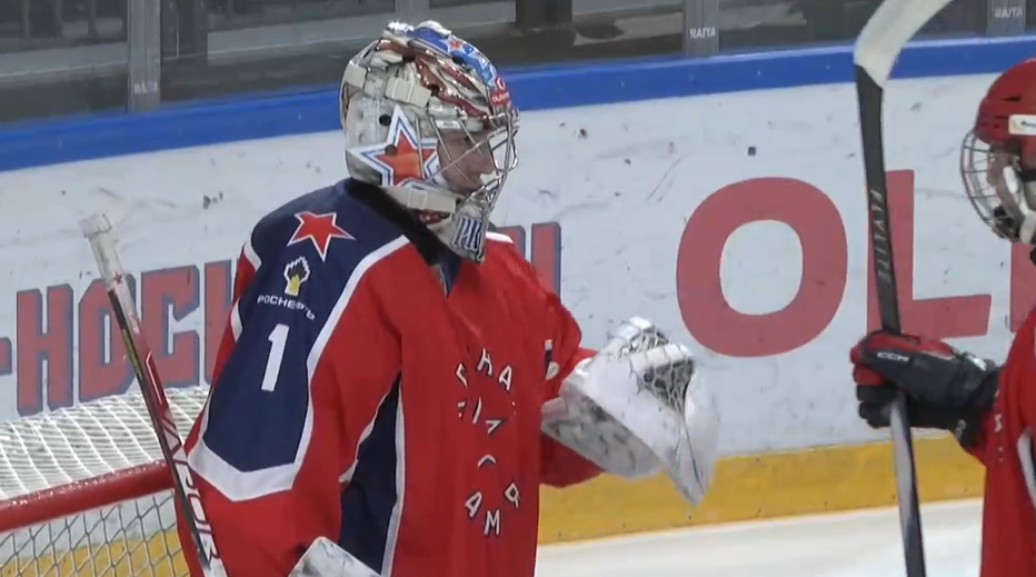 СКА-1946 уверенно остановил Тайфун во Владивостоке