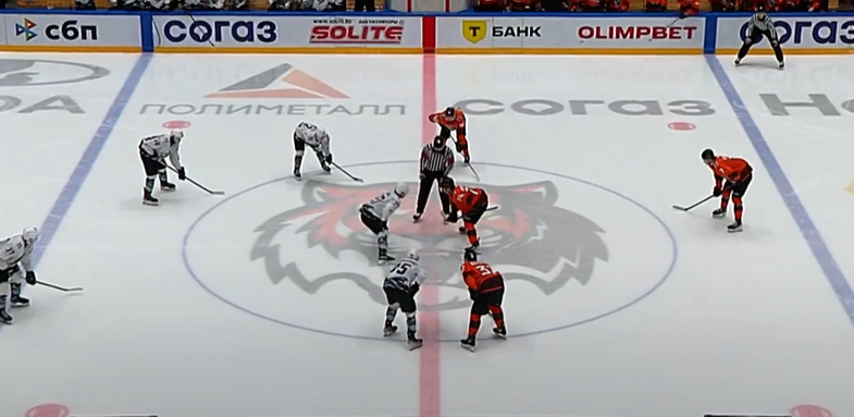 Лучший снайпер МХЛ Фомин вырвал победу для Тайфуна