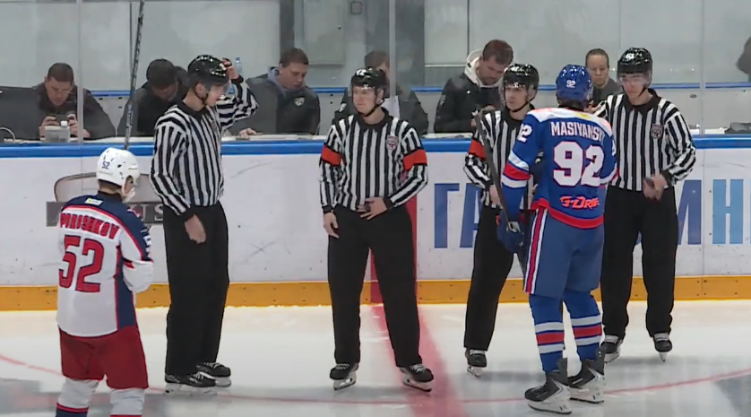 Дубль Петрова принёс Красной Армии победу