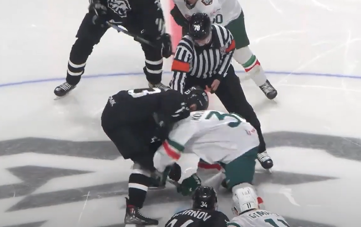 Ирбис увозит победу из Челябинска: дубль Сахапова и шоу Гимаева