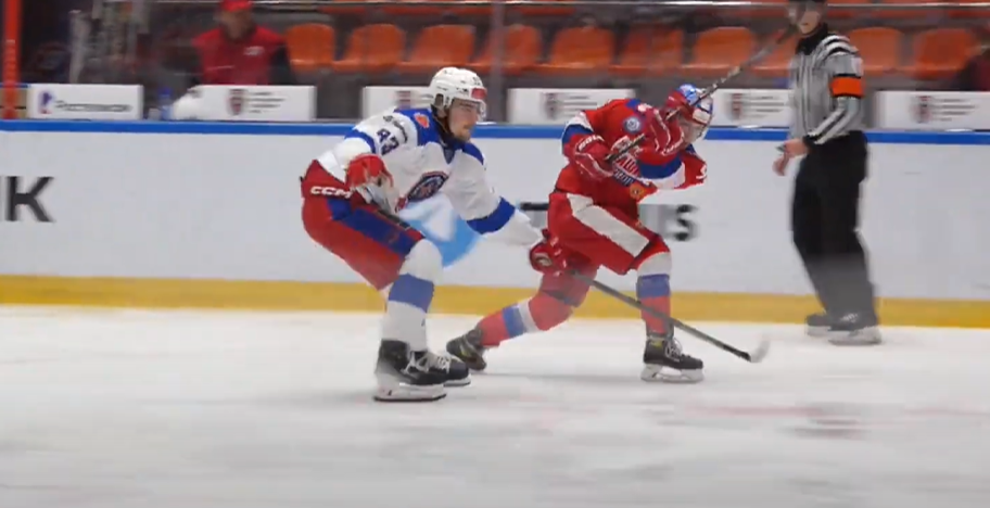 АКМ-Юниор — гости увезли победу 4:2