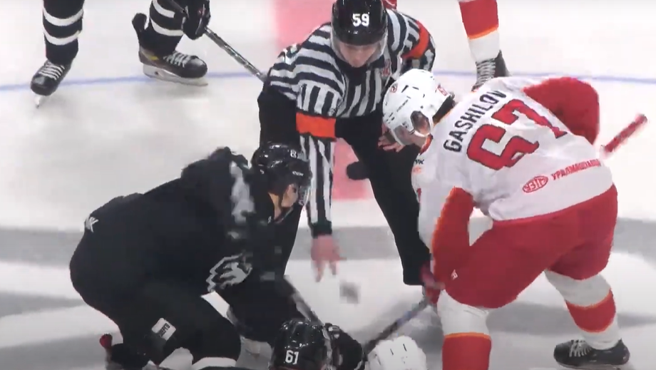 Авто обыграл Белых Медведей и вернулся в зону плей-ин