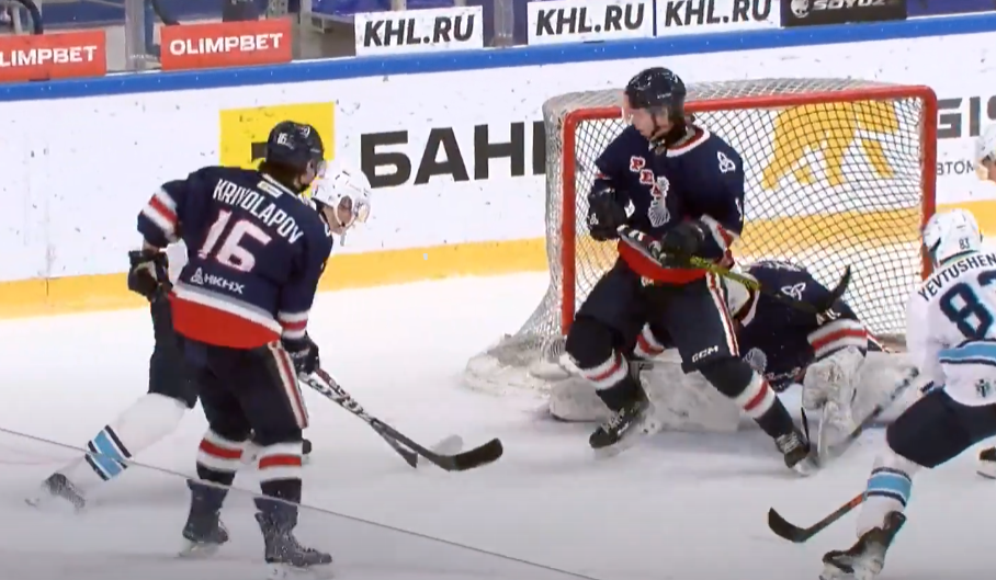 «Реактор» дожал «Сибирских Снайперов» в концовке матча